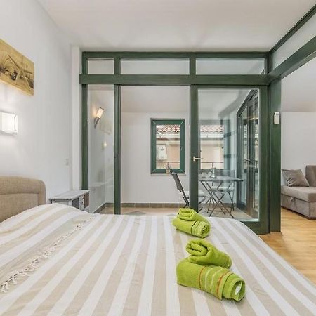 Apartment Matea Novigrad Istria Esterno foto