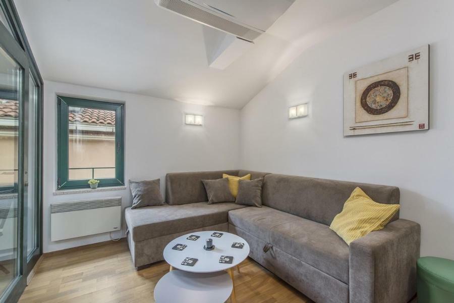 Apartment Matea Novigrad Istria Esterno foto