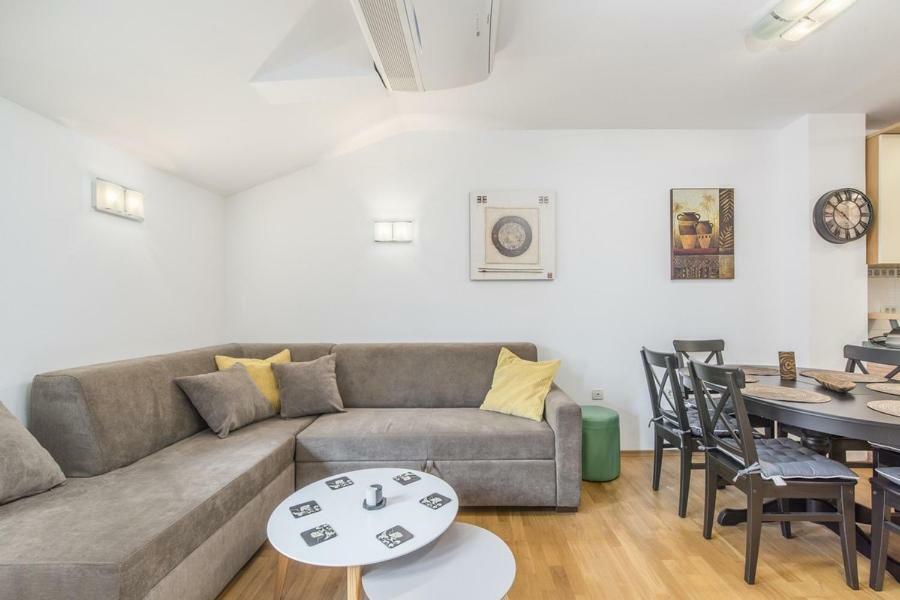 Apartment Matea Novigrad Istria Esterno foto